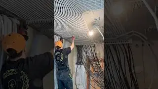 Монтаж трассы второго ряда. #электромонтаж #electrician #ремонтквартир #shorts #ремонтспб