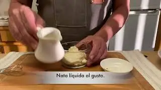 Receta de Deliciosa Salsa Blanca para Pescado Frito y Ensalada.