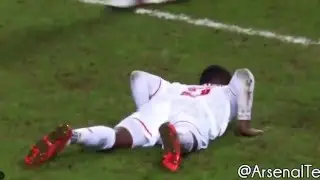 Benteke Snap Shot miss vs Darren Fletcher Snap Shot