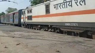 15955 BRAHMAPUTRA MAIL CROSSING FATUHA JN 110 KM/HR