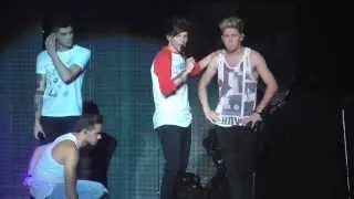 HD One Direction performing I Would + Speech, Christchurch NZ, 10th October 2013
