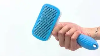 Cash's Pet Grooming Brush: Easy Grip & Self-Cleaning for Dogs & Cats