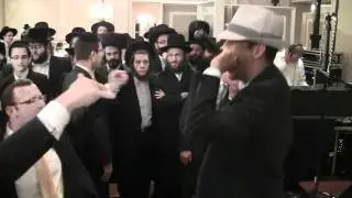 Moshe Yifate Singing Yoya With Evanal Orchestra At Akiva Salkowitz's Wedding.mp4