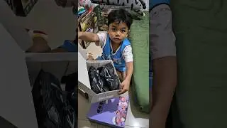 OunTop unboxing his new shoes #shorts #shortsfeed #viral