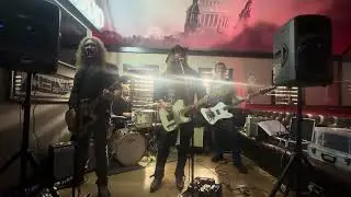 Warner E Hodges Band - Country Roads . Bar10 Forfar 22/09/2024