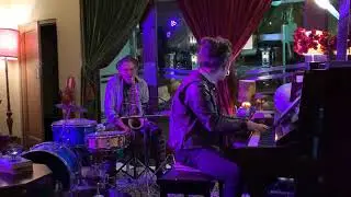 Piano Parlour - Neill Duncan and Robbie Mann