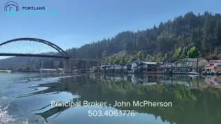 Oregon Floating Homes at Channel Island Moorage (Multnomah Channel Floating Homes)