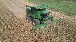 First strong day of corn harvest has started how did it go?#farming#johndeere#harvest2023#usa