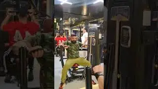 chest press phusing hard #motivation #bodybuildingmotivation #fitnessmotivation