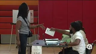 Voters head to polls to narrow choices for Detroit's mayor