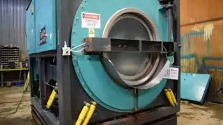 2004 Lavatec 450 Lb. Open Pocket Washer Extractor Model LX445