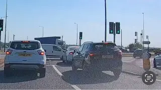 Tank roundabout Leyland. White Van Man nearly causes accident by jumping red light 🤦🏻&zwj;♂️