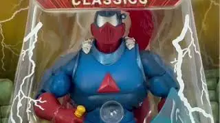 Винтажная фигурка сэра Лазера из серии He-Man & The Masters Of The Universe Classics 2012 года.