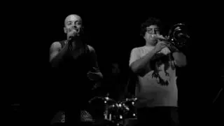 LOS CALYPSOS - Love has found it's way (Dennis Brown) feat.Mendez