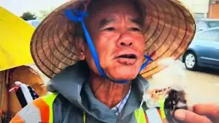 VIỆT KIỀU MỸ 70 TUỔI Ở HOUSTON TEXAS USA LAO ĐỘNG CỰC KHỔ NHẤT THẾ GIỚI NHƯ THẾ N&Agrave;O TRONG MƯA ? 