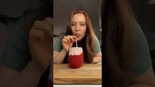 Клубничный напиток с сырной шапочкой, как в Pims 🍓