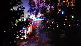 Pożar mieszkania w kamienicy przy Zawiszy w Łodzi! Dojazdy alarmowe + działania
