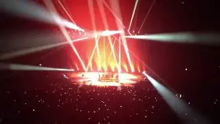 MUSE - Unsustainable/Supremacy[Part] [Live @ Ziggo Dome 2012]