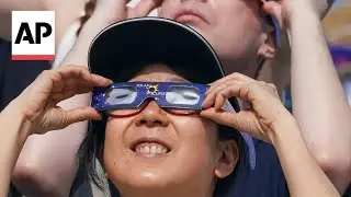 Spectators watch total solar eclipse in Mexico