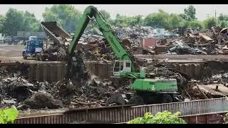 Bateman - Four-Tine Orange Peel Scrap Grapples