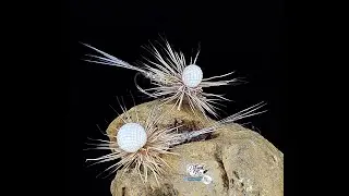 Tying a Parachute Deer Hair Mayfly - Tied by Matthias Dibiasi - DePunkt Fly