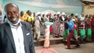 ADEPR GISANZE Ibyishimo nibyishi mbega korari iryoshyeweeeeeee