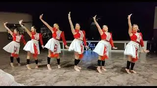 Lunabellas 2023 dance to Rooj Tshoob by: David Yang
