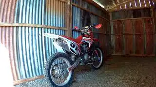 CRF230 preparada com escape yoshimura