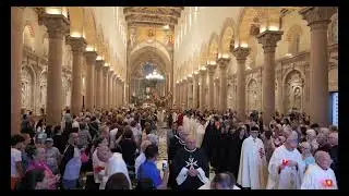 Il Vascelluzzo esce dal Duomo di Messina - Festa del Corpus Domini 2025