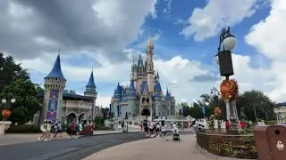 Disney World Magic Kingdom Walking Tour Fall 2025