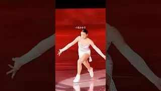 Art in Motion &ndash; Stunning Ice Performance ✨ #Shorts #figureskating #dance #skating #girl #creativity