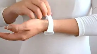 Часы swatch JUST WHITE SOFT GW151O