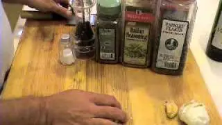 How to Make Gravy / Spaghetti Sauce from pastatherapy.com and pizzatherapy.com