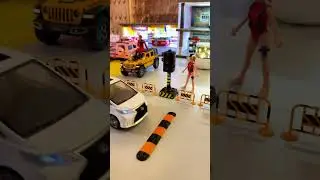 Speed Bump Race: SUV vs Sedan   #automobile #car #rawmotors