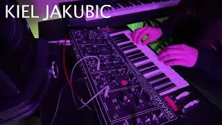 Moog Grandmother Live Performance No Talking | ASM Hydrasynth Desktop Background | UA LA610 Tube