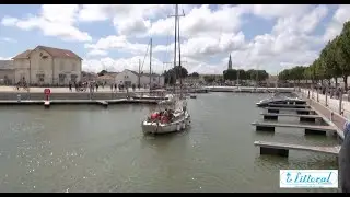 {Le Littoral de Charente-Maritime} La Tremblade, arrivée des premiers bateaux dans le nouveau port