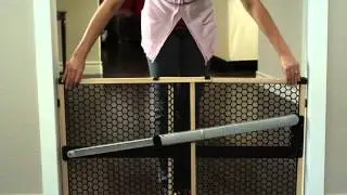 Munchkin Quick-Install Gate Model 31305 26 inch Installation  drugstore.com