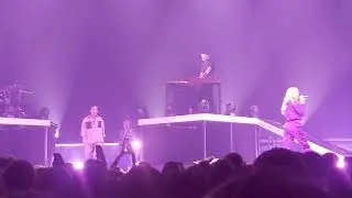 Angèle Tu me regardes Arkea Arena 14/11/2019