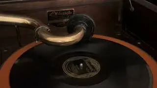 New Moon by Colonial Club Orchestra, 1926 on the 1928 Victor VE 8-12 Orthophonic Victrola