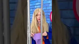 Hiding lipsticks like a pro 😂💄🕵️&zwj;♀️ #makeupcomedy #hackfail