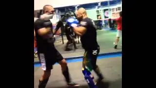 Thiago Alves striking training for fight against Carlos Condit