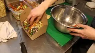 Healthy fast food: Organic boxed lunches