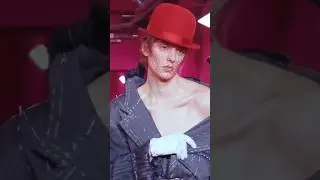 Leon Dame being the best male model ever. #leondame #supermodel #fashion #runway #shorts #fyp