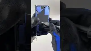 Замена экрана iPhone 16&hellip; Всё, что нужно знать новичку! #шорты