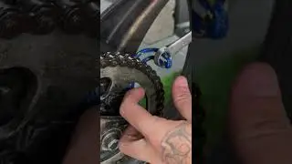 Motorcycle mechanic shared this amazing trickSmart, simple,  #CaliGarage #MotoHack #BikeFix