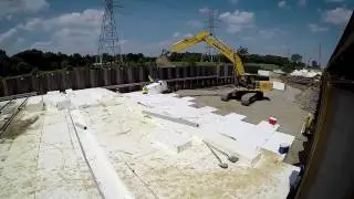 SB I-75 North of Goddard Installing Lightweight Fill (Timelapse)