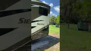 2013 Thor Motor Coach Siesta Sprinter 24SR 24' Class C Motorhome.