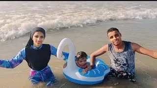 رحنا احنا والدلوعه😉اجمل مكان في العالم🤷‍♀️ ولبستها العوامه ونزلت البحر للاسف متوقعناش رد فعلها😔