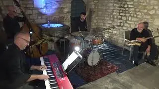 Klasična hrvatska četvorka / ClassiCroatian Quartette (03) After The Crescent