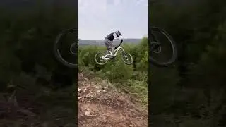 SCOTT GAMBLER RC FLYING THROUGH TRAILS 🚵#scottsports #scottsports #gamblerrc